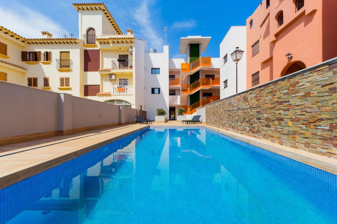 Beach And Рool Torrevieja Exterior foto